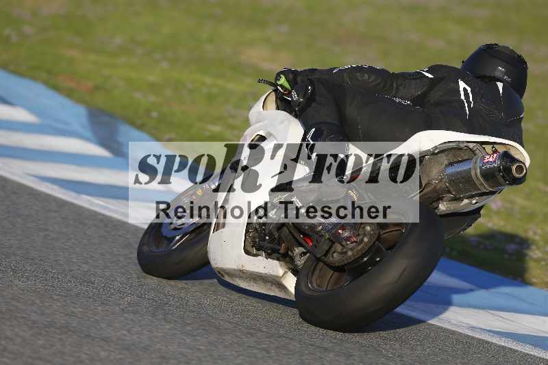 /Archiv-2025/01 24.-27.01.2025 Moto Center Thun Jerez/gruen-green/333